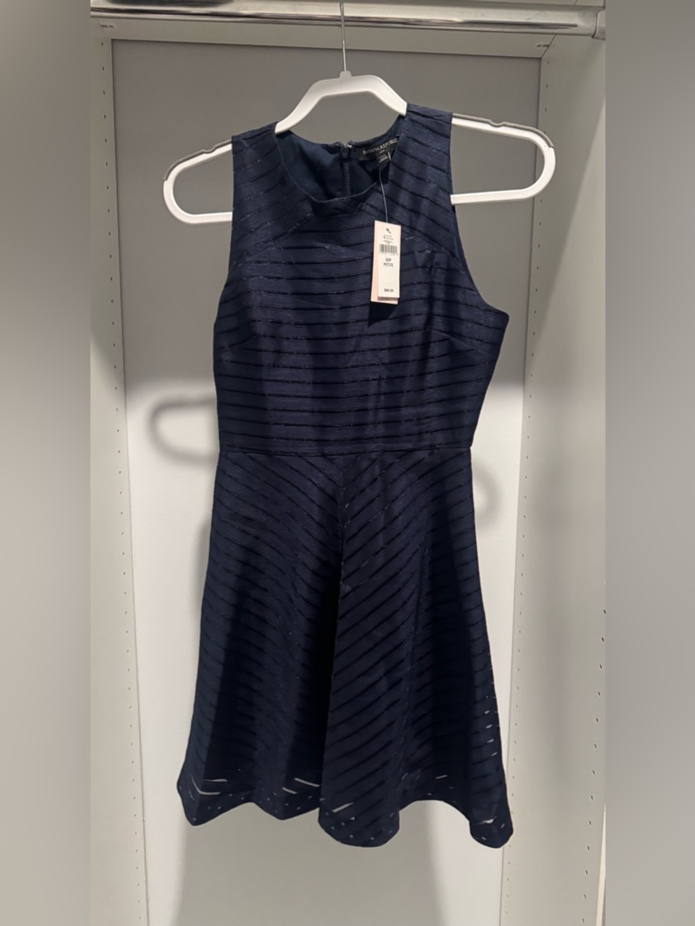 Banana Republic Women’s Navy Textured Fit & Flare Dress 00 Petite NWT